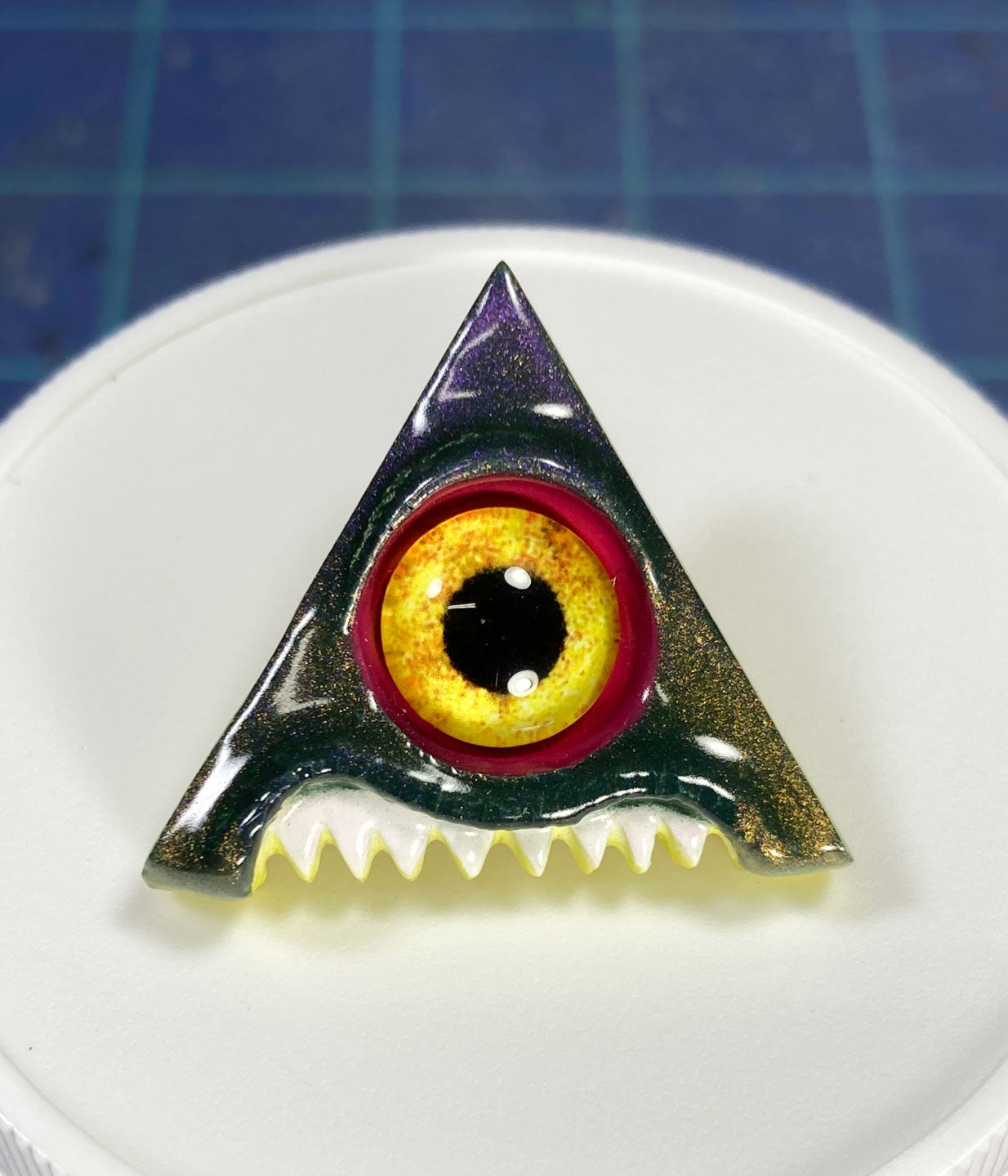 NEW TRiANGER PiNS! (20/55)